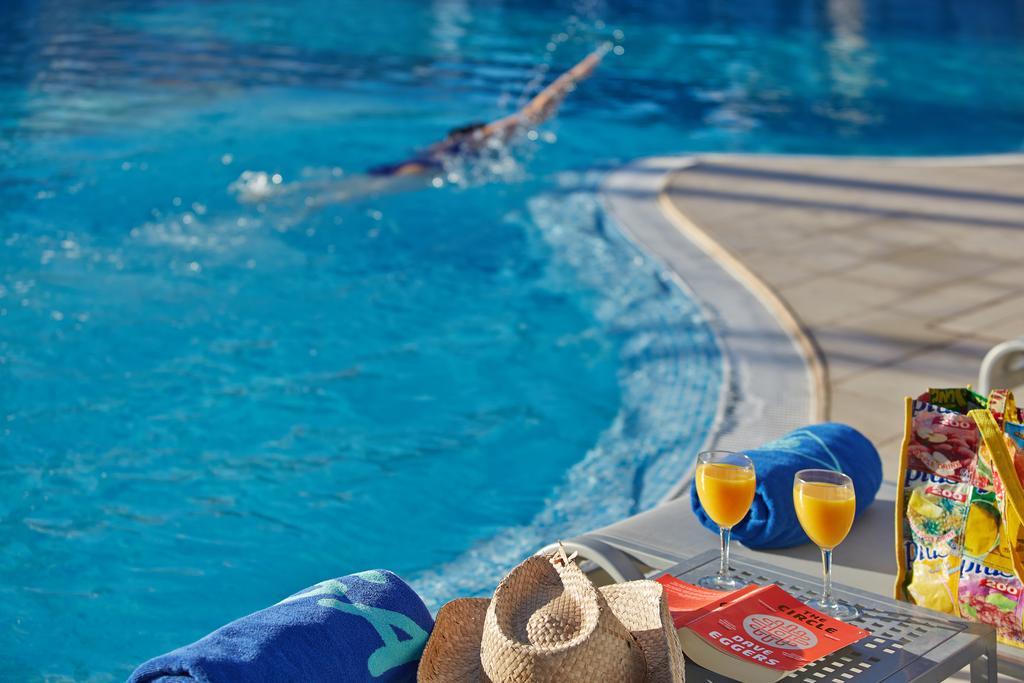 Hotel Sabina Кала Милор Екстериор снимка