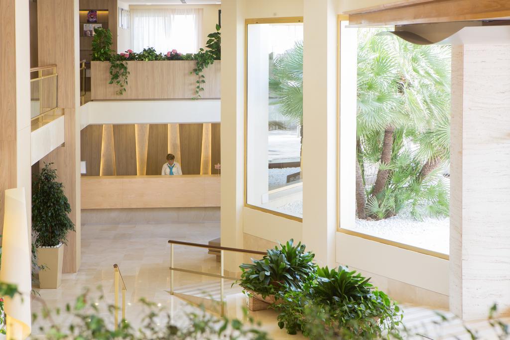 Hotel Sabina Кала Милор Екстериор снимка