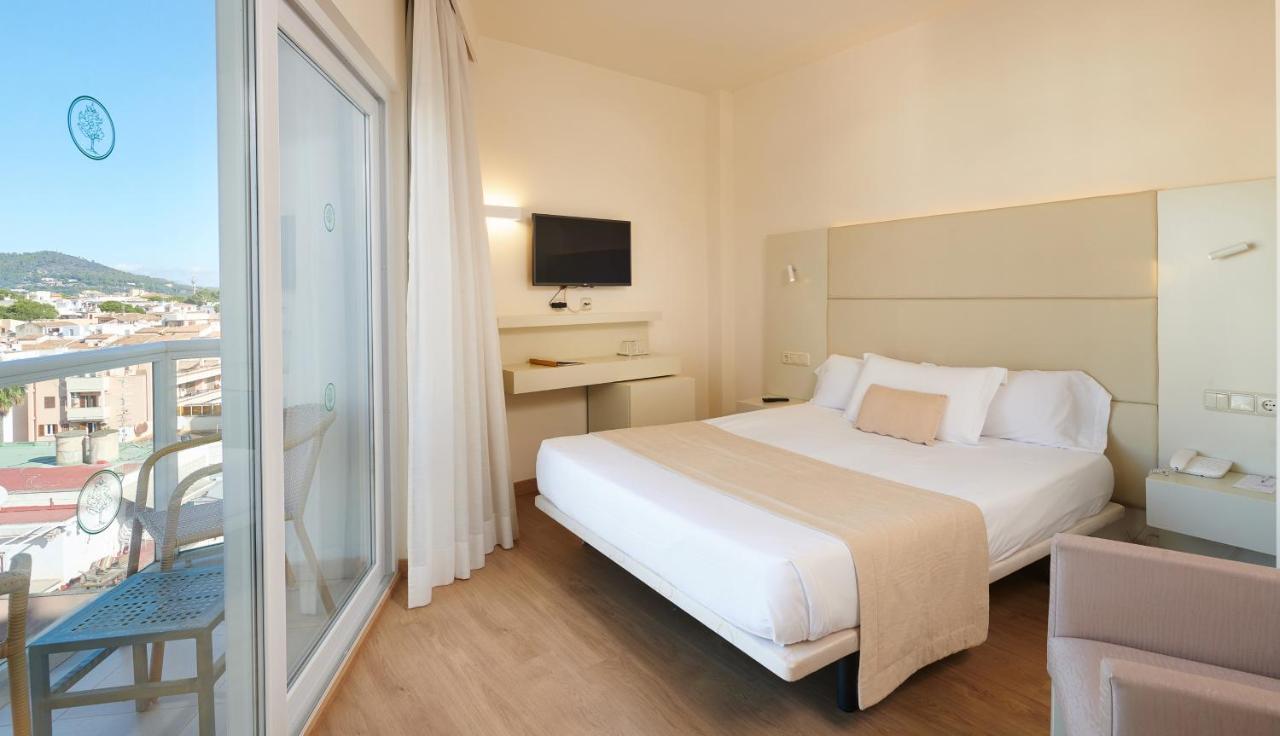 Hotel Sabina Кала Милор Екстериор снимка