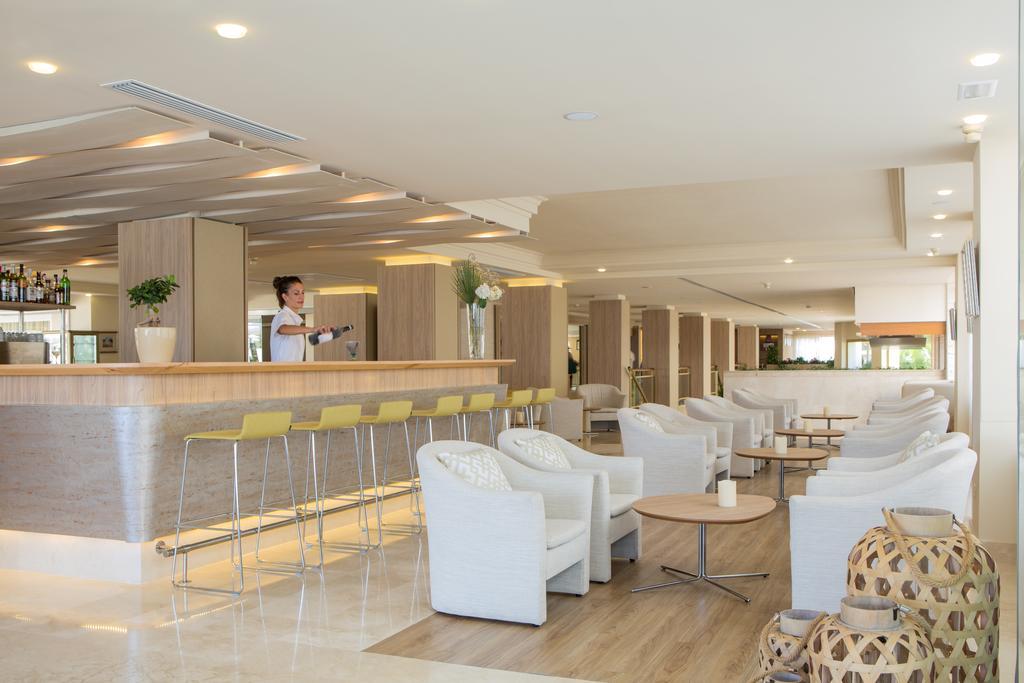 Hotel Sabina Кала Милор Екстериор снимка