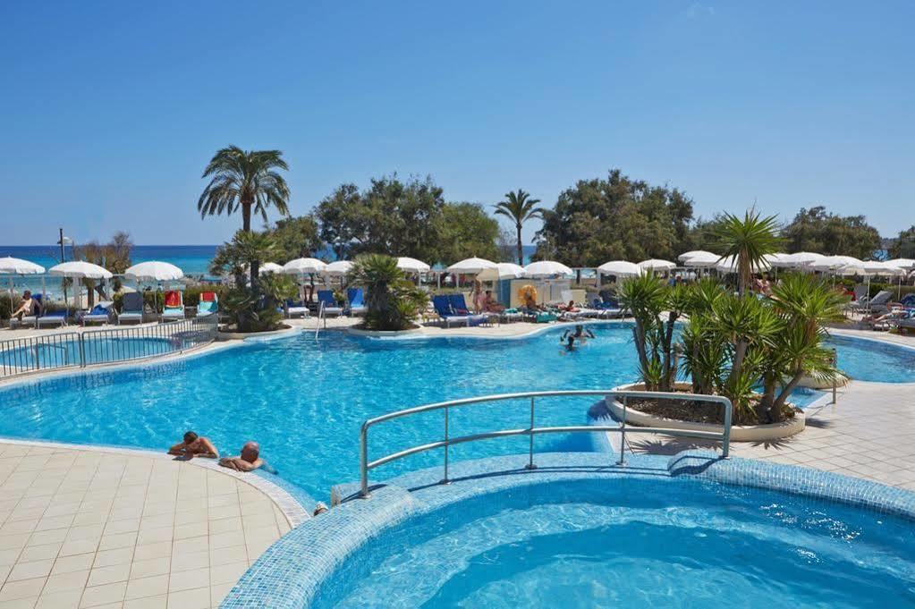 Hotel Sabina Кала Милор Екстериор снимка